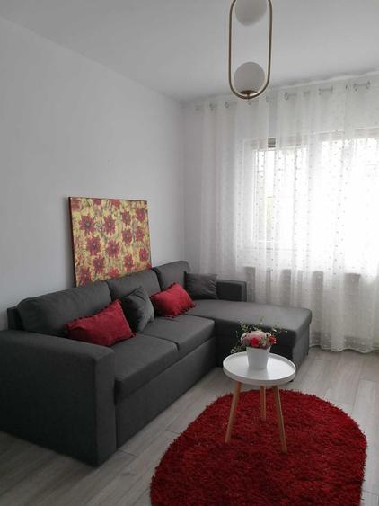 Vand apartament 3 camere- Tomis 3, aleea Soveja - 6