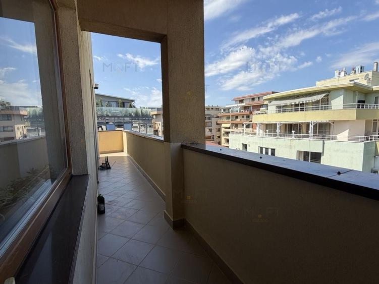 Apartament cu 3 camere decomandat, mobilat în Herăstrău