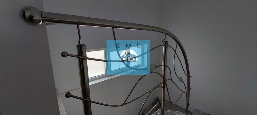 Duplex cu 5 camere cu Canalizare în Cornetu