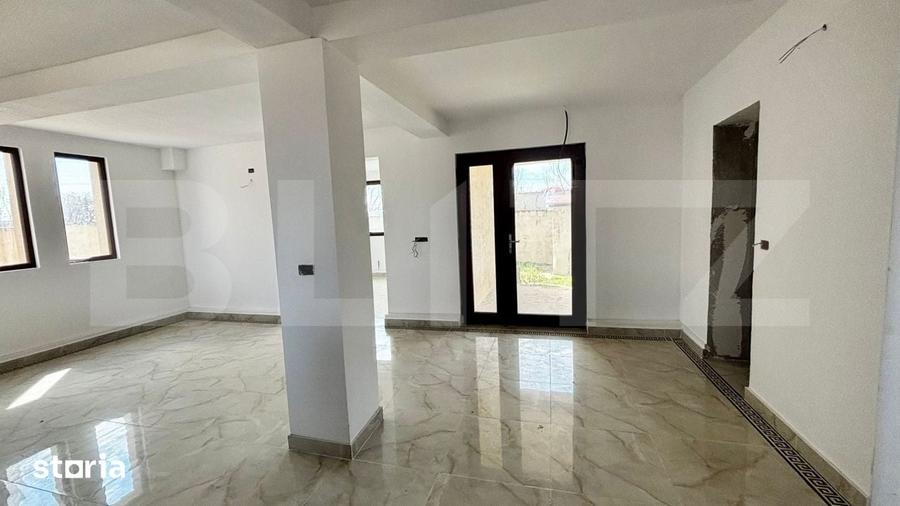 Casă cu 6 camere cu Teren 450 Mp în Șimnicu de Sus