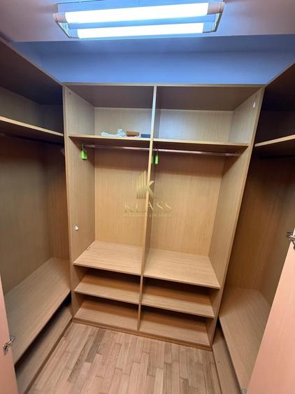 Apartament cu 4 camere semidecomandat, mobilat în Șoseaua Nordului