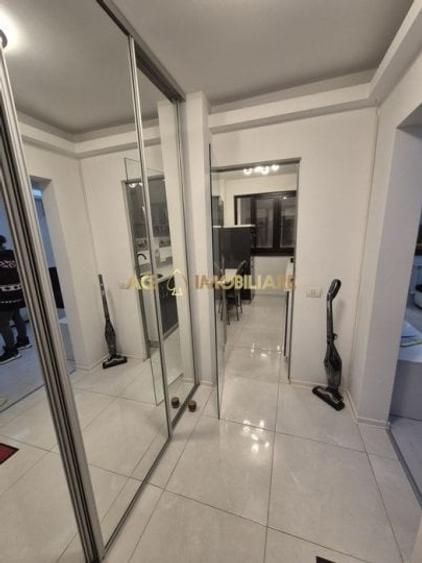 Apartament cu 2 camere decomandat, mobilat în Alexandru Obregia