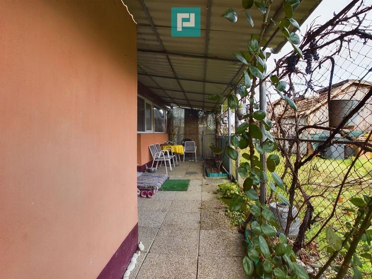 Casă individuală cu 3 camere cu Teren 2622 Mp în Turnu