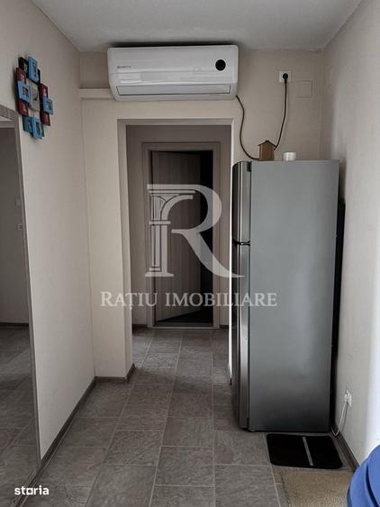 Apartament cu 3 camere decomandat în Dacia