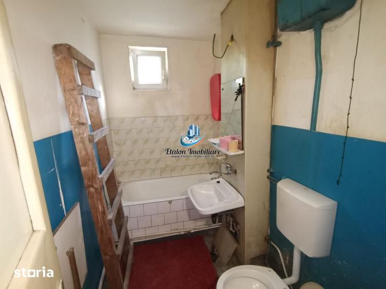Apartament cu 2 camere decomandat în Precista