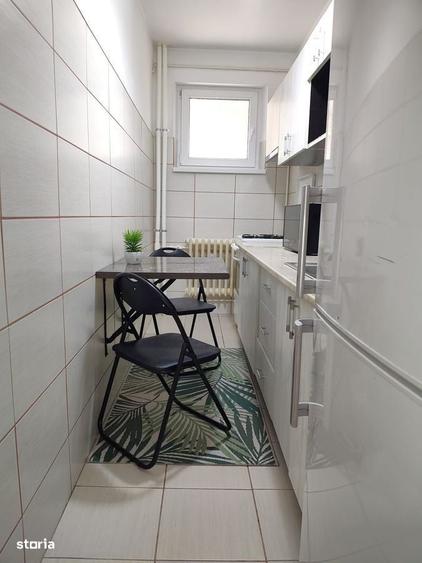 Garsonieră decomandată în Gorjului