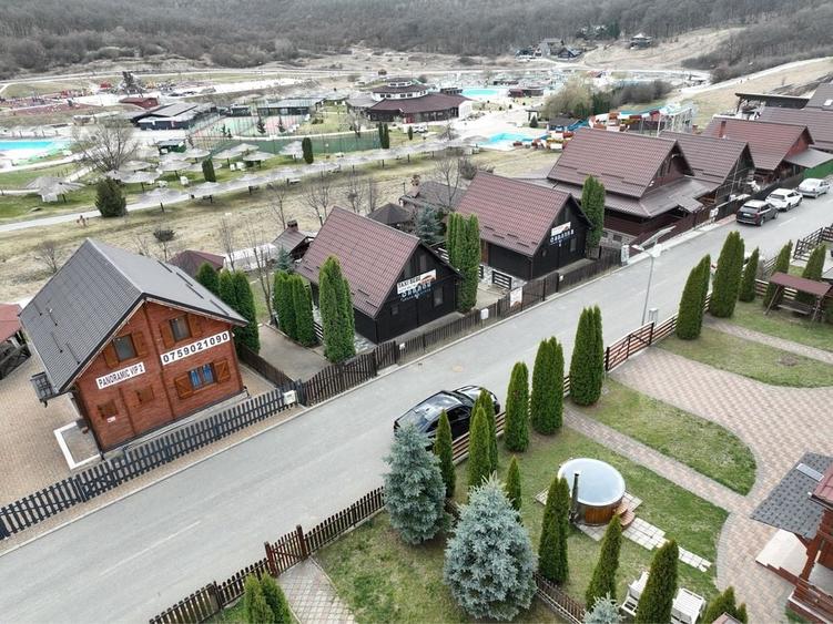 Casă cu 4 camere în Central