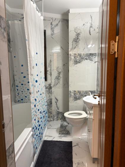 Apartament cu 2 camere decomandat în Palazu Mare