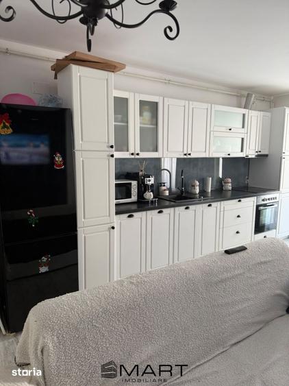 Apartament cu 3 camere decomandat, mobilat în Lazaret