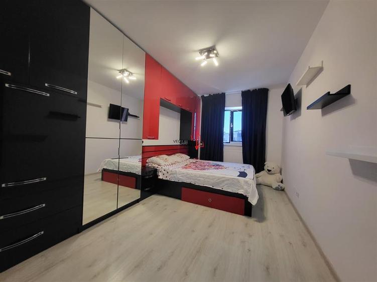 Apartament cu 2 camere decomandat, mobilat în Theodor Pallady