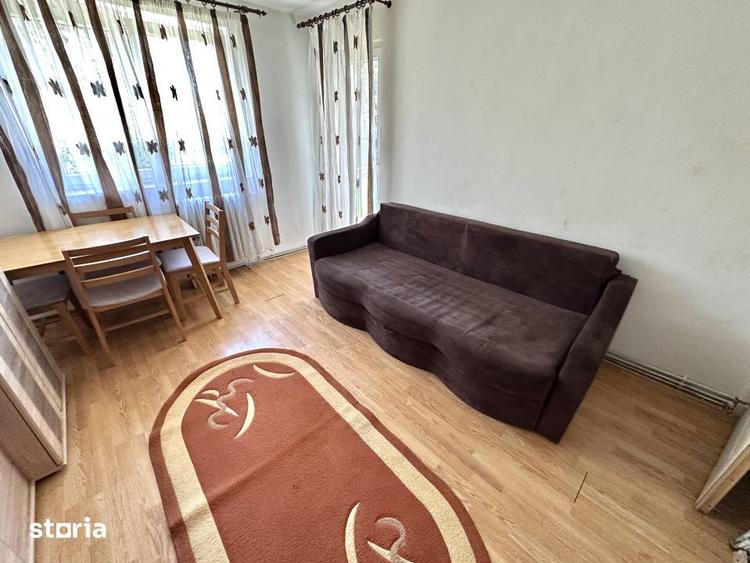 Garsonieră decomandată, mobilată în Cetate