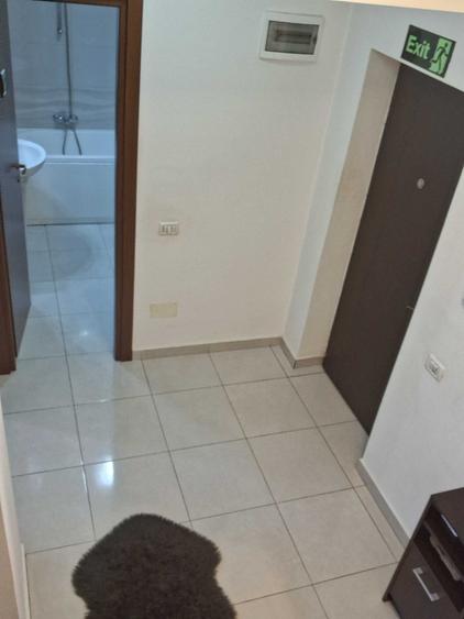 Apartament cu 2 camere decomandat în Dobroești