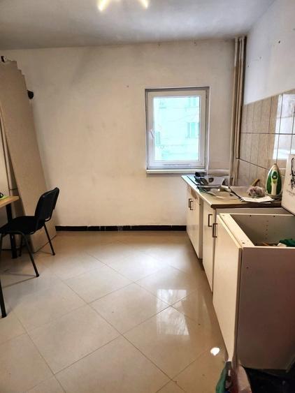 Apartament cu 4 camere decomandat în Nerva Traian