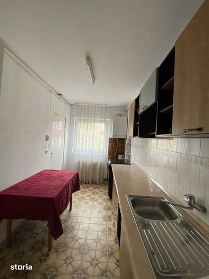 Apartament cu 3 camere decomandat în Ștrand