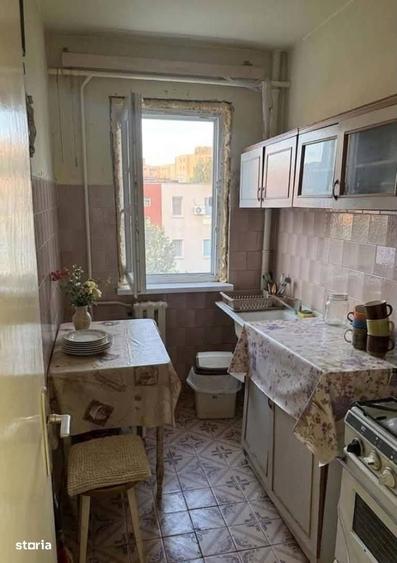 Apartament cu 2 camere semidecomandat în Ciupercenii Noi