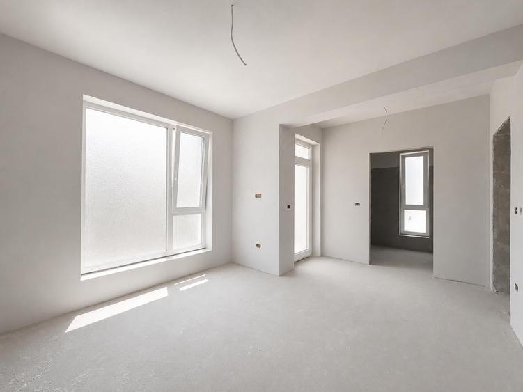 Duplex cu 4 camere cu Canalizare în Moșnița Nouă