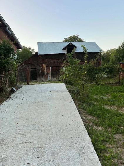 Casă cu 3 camere cu Teren 21000 Mp în Telega