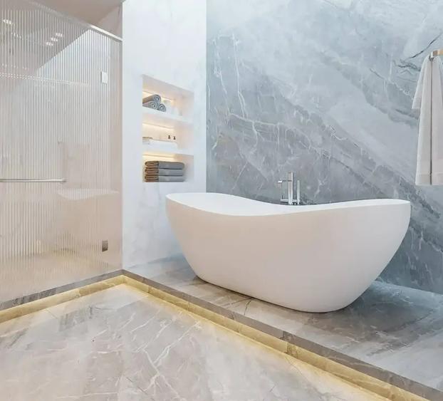 Penthouse cu 4 camere decomandat în Titan