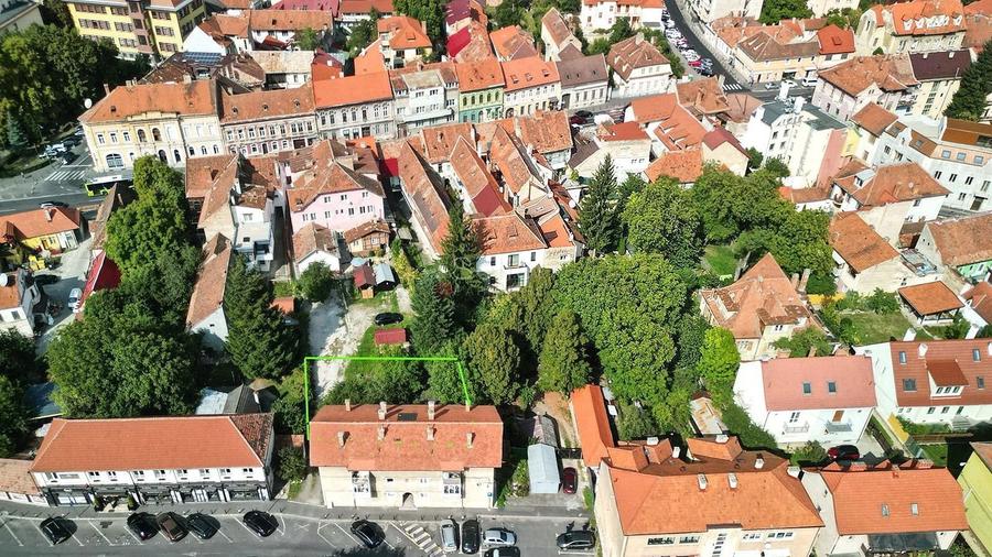 Teren Construcții intravilan de 330 mp, în Central