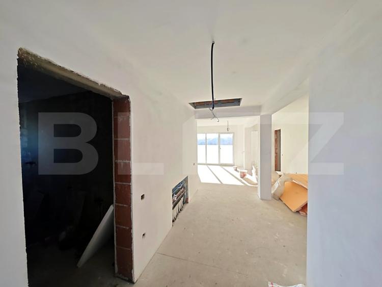 Casă individuală cu 4 camere cu Teren 600 Mp în Paleu