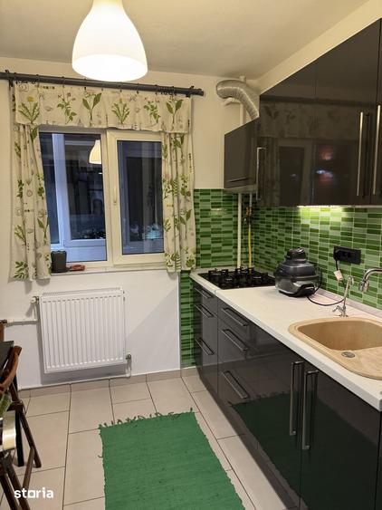 Apartament cu 3 camere decomandat în Pantelimon