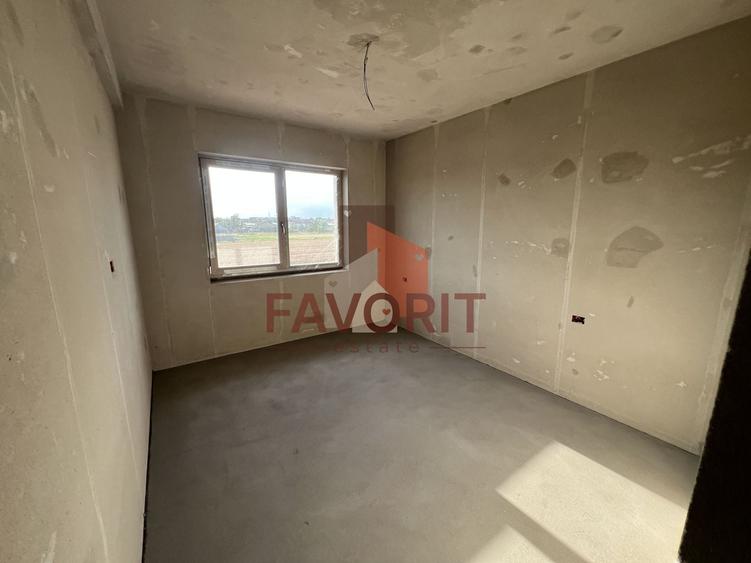 Duplex 5 camere despartit prin garaj | Giroc - 11