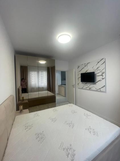 Apartament cu 2 camere semidecomandat în Militari