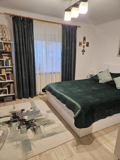 Apartament cu 2 camere decomandat, mobilat în Central