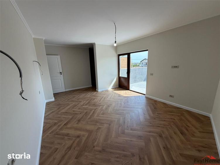 Casă cu 4 camere cu Teren 300 Mp în Câmpineanca