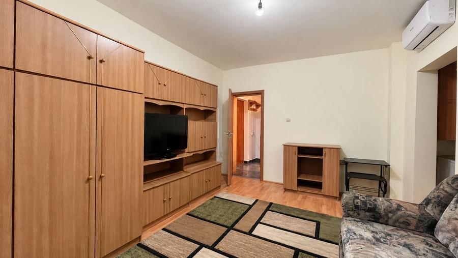 Apartament cu 2 camere semidecomandat, mobilat în Gheorghe Lazăr