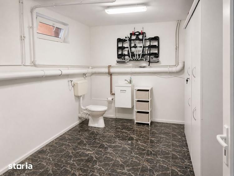 Casă cu 5 camere cu Teren 298 Mp în Rogerius