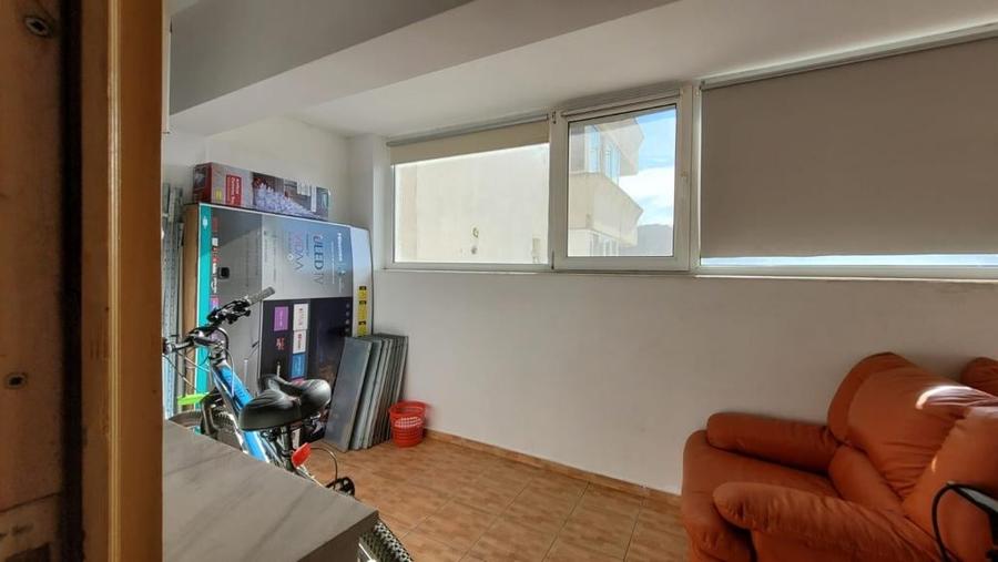Apartament cu 4 camere decomandat în Cug