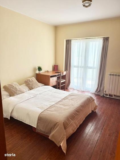 Apartament cu 4 camere în Unirii