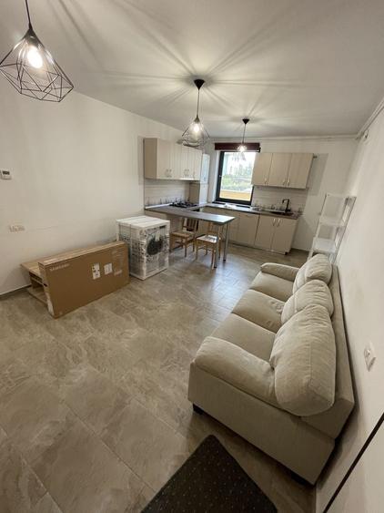 Apartament cu 2 camere semidecomandat, mobilat în Braytim