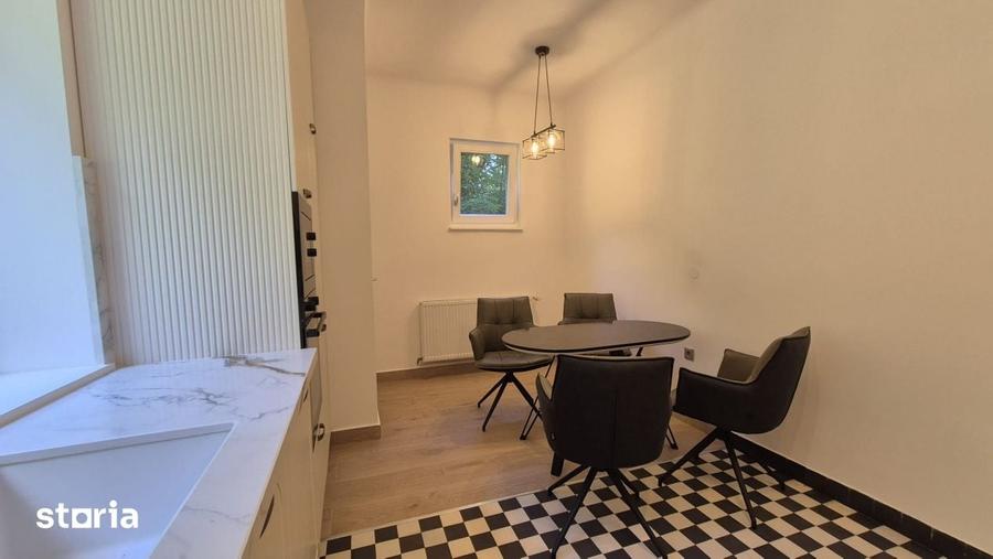 Apartament cu 2 camere decomandat în Centrul Istoric