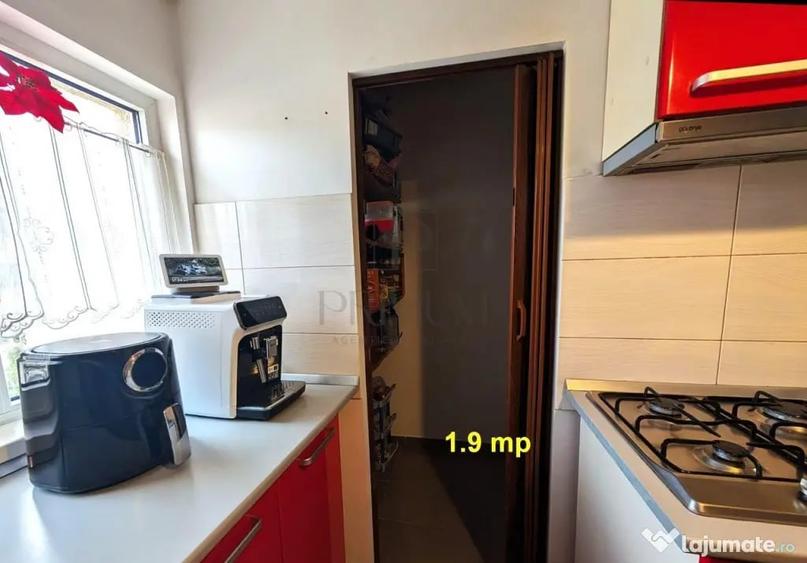 Apartament cu 4 camere decomandat în Steaua