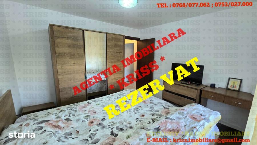 Apartament cu 3 camere decomandat în Central