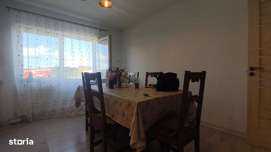 Casă cu 3 camere în Bretea Mureșană