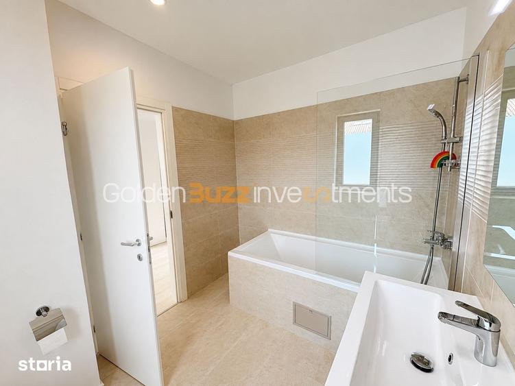 Casă cu 4 camere cu Teren 330 Mp în Central