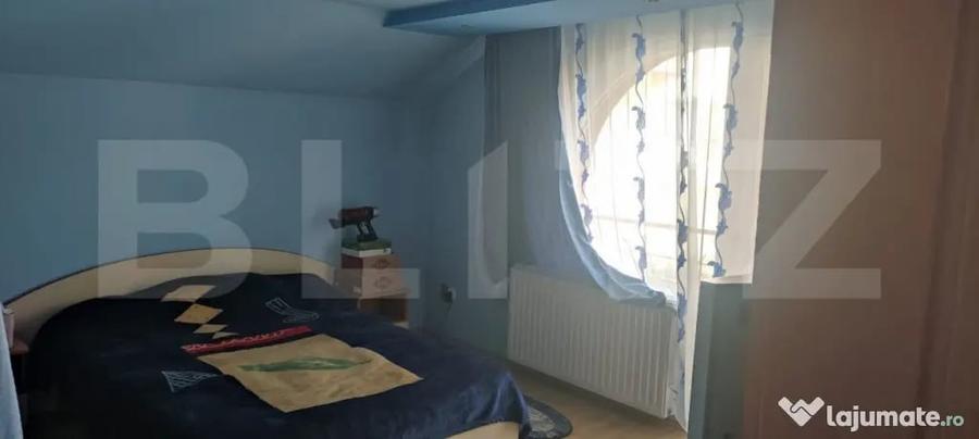Casă cu 7 camere cu Teren 602 Mp în Nufărul
