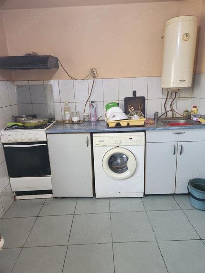 Casă cu 4 camere cu Teren 2000 Mp în Săhăteni