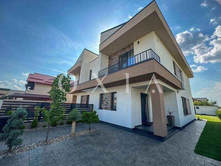 Duplex cu 4 camere cu Canalizare în Giroc