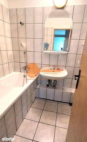 Apartament cu 2 camere decomandat, mobilat în Crângași