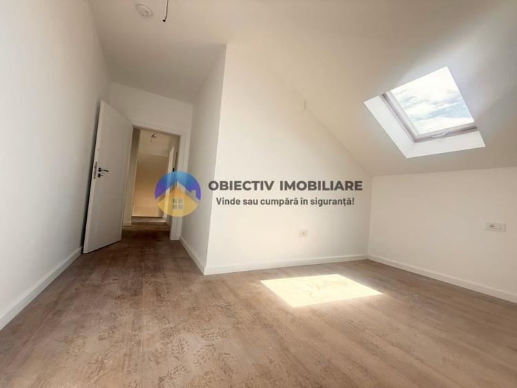 Apartament cu 3 camere decomandat în Calea Romanului