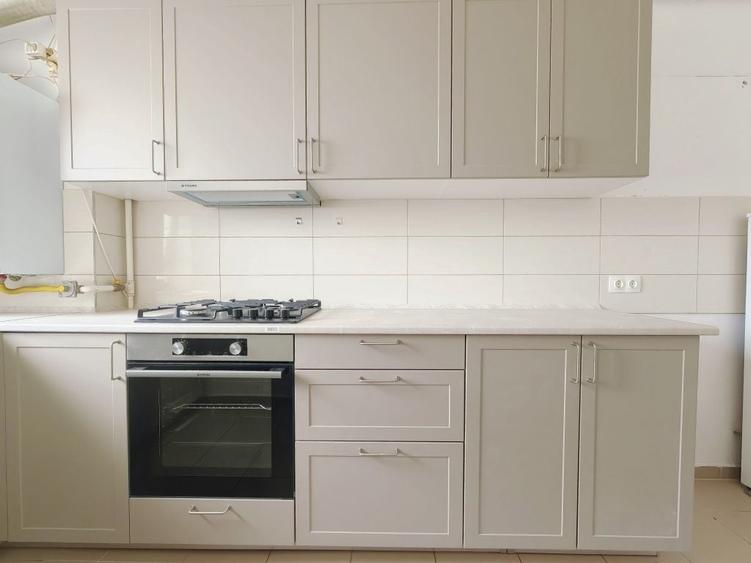 Apartament cu 2 camere decomandat în Avantgarden