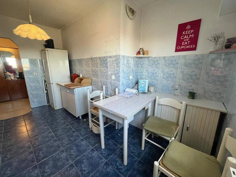 Apartament cu 4 camere decomandat în Fabric