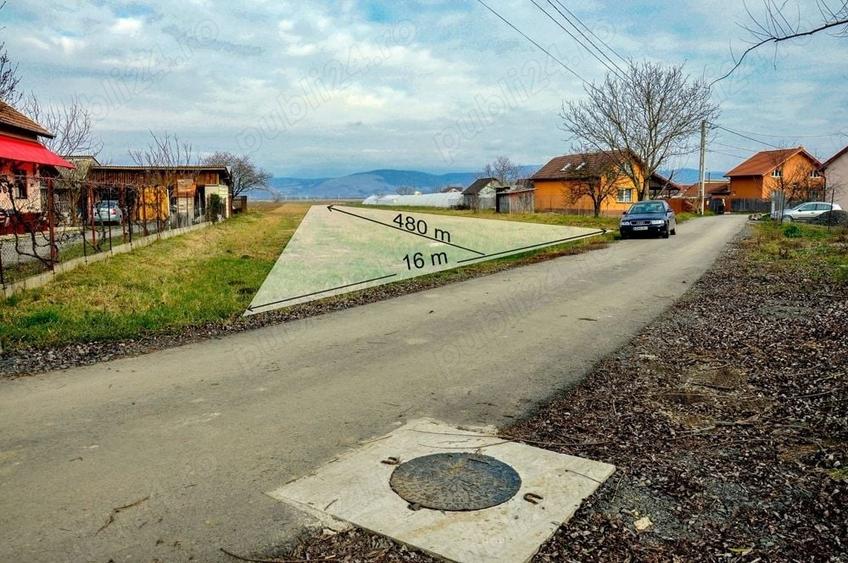 Teren de 12000 mp, în Sântuhalm