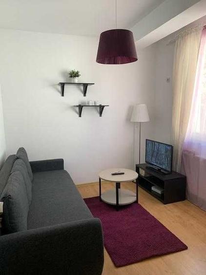 Garsonieră decomandată în Bucureștii Noi