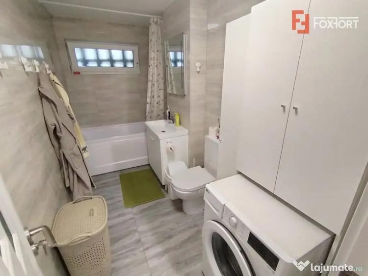 Apartament cu 3 camere decomandat în P-ța Doina