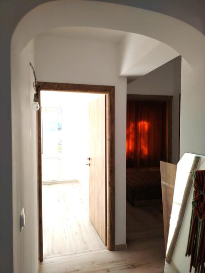 Apartament cu 3 camere decomandat în Porolissum